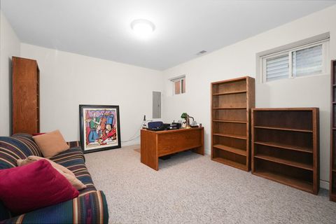 Tiny photo for 1746 W Byron Street, Chicago, IL 60613 (MLS # 12443369)