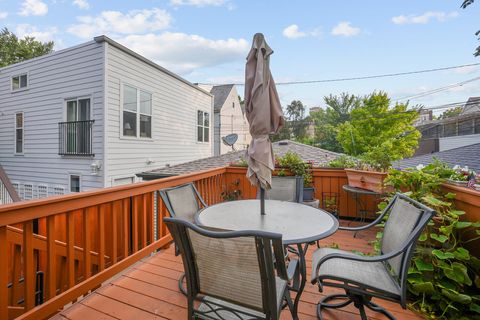 Tiny photo for 1746 W Byron Street, Chicago, IL 60613 (MLS # 12443369)