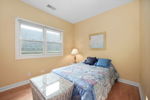 Tiny photo for 1746 W Byron Street, Chicago, IL 60613 (MLS # 12443369)