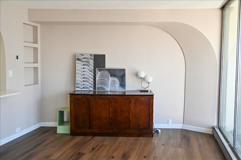 Tiny photo for 300 N State Street #4625, Chicago, IL 60654 (MLS # 12573997)