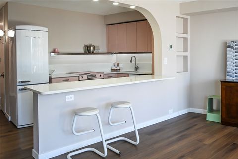 Tiny photo for 300 N State Street #4625, Chicago, IL 60654 (MLS # 12573997)