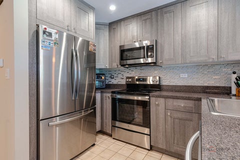 Tiny photo for 854 Old Checker Road, Buffalo Grove, IL 60089 (MLS # 12676999)