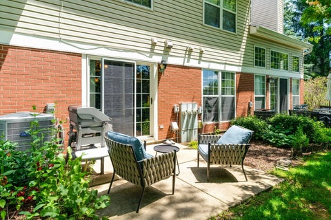 Tiny photo for 854 Old Checker Road, Buffalo Grove, IL 60089 (MLS # 12676999)