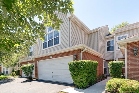 Tiny photo for 854 Old Checker Road, Buffalo Grove, IL 60089 (MLS # 12676999)