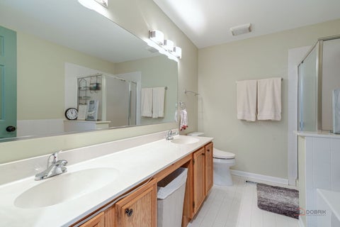 Tiny photo for 854 Old Checker Road, Buffalo Grove, IL 60089 (MLS # 12676999)