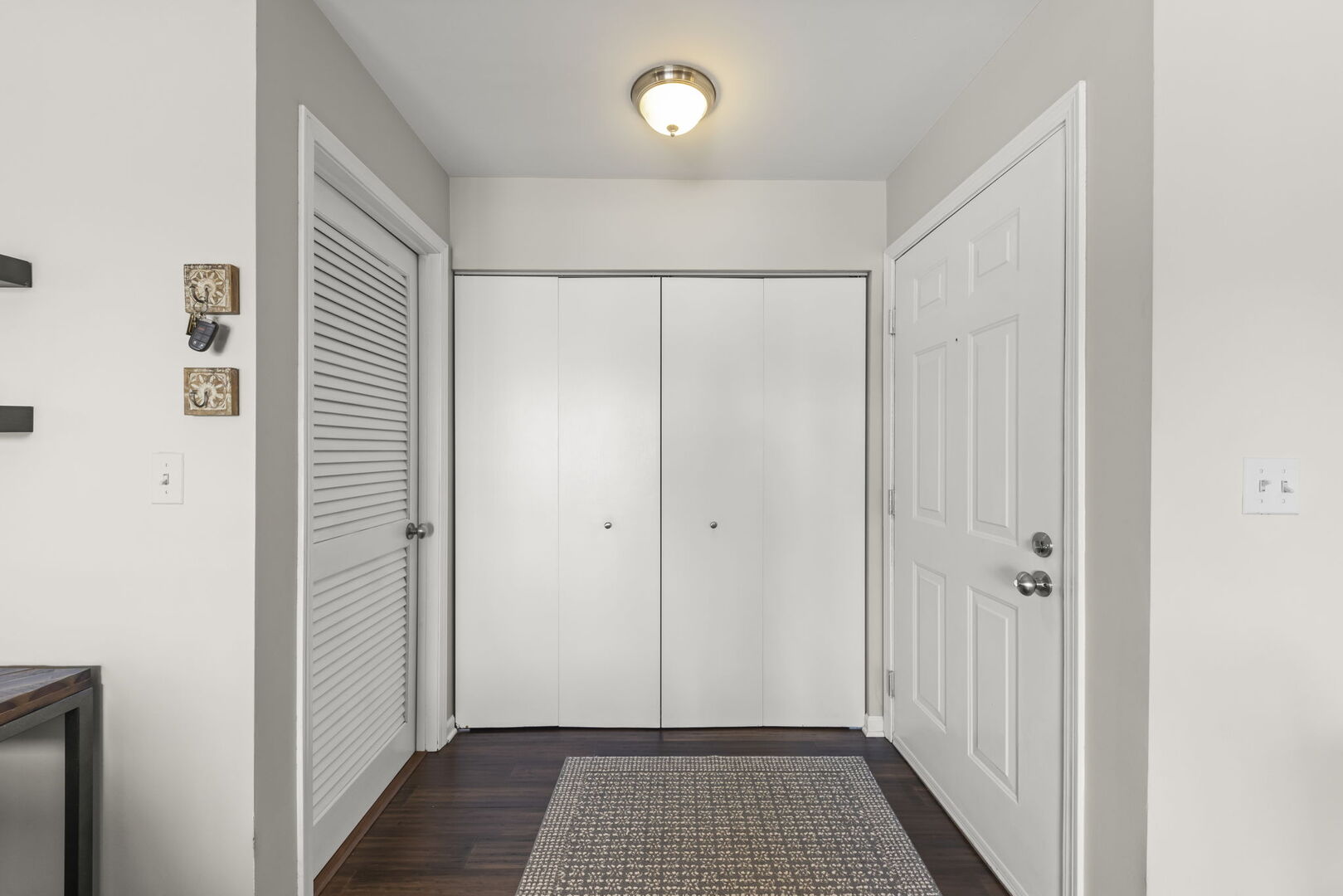 0N204 Windermere Road 2708