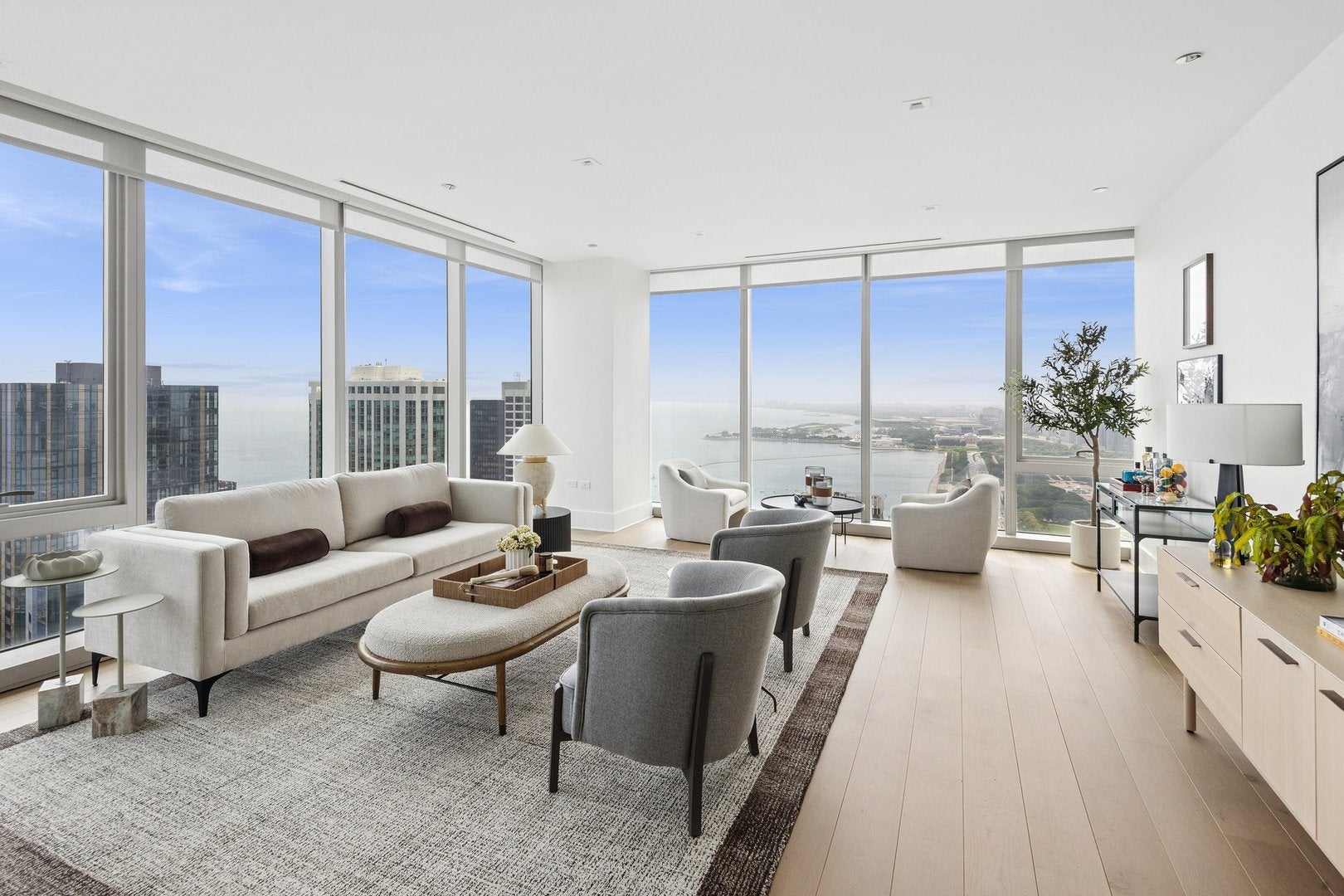 363 E Wacker Drive 4209