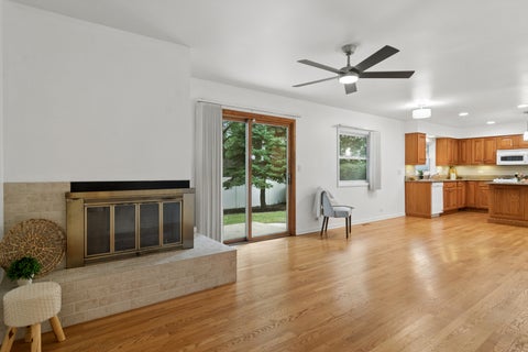 Tiny photo for 574 Bristol Lane, Elk Grove Village, IL 60007 (MLS # 12736663)