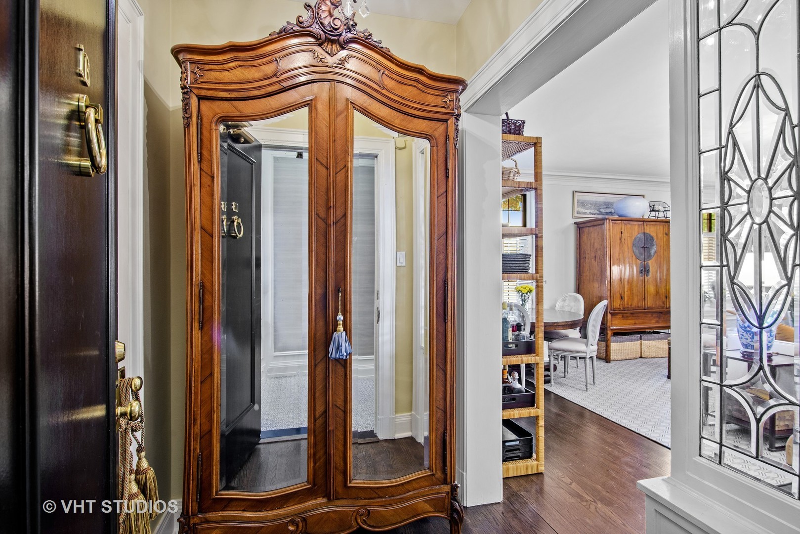 3800 N Lake Shore Drive 1B