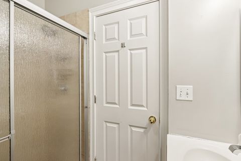 Tiny photo for 5607 N CLARK Street #2, Chicago, IL 60660 (MLS # 12449581)