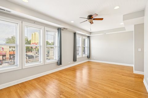 Tiny photo for 5607 N CLARK Street #2, Chicago, IL 60660 (MLS # 12449581)