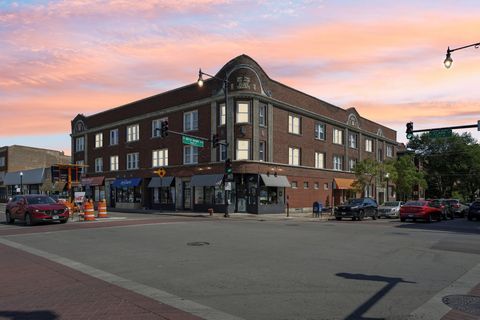 Photo of 5607 N CLARK Street #2, Chicago, IL 60660 (MLS # 12449581)