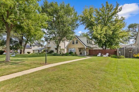 Tiny photo for 333 S WALNUT Street, Bensenville, IL 60106 (MLS # 12446215)