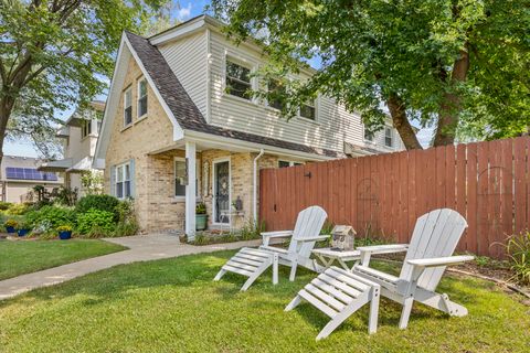 Tiny photo for 333 S WALNUT Street, Bensenville, IL 60106 (MLS # 12446215)