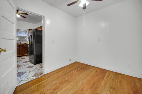 Tiny photo for 924 N PULASKI Avenue, Chicago, IL 60651 (MLS # 12523601)