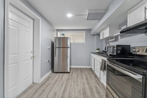 Tiny photo for 10537 S HALE Avenue #1W, Chicago, IL 60643 (MLS # 12339139)