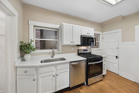 Tiny photo for 411 N Marion Street, Oak Park, IL 60302 (MLS # 12630355)