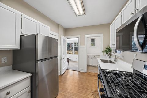 Tiny photo for 411 N Marion Street, Oak Park, IL 60302 (MLS # 12630355)