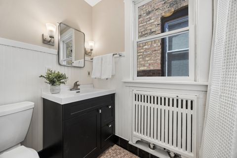Tiny photo for 411 N Marion Street, Oak Park, IL 60302 (MLS # 12630355)