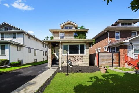 Photo of 1820 S 3rd Avenue, Maywood, IL 60153 (MLS # 12477682)