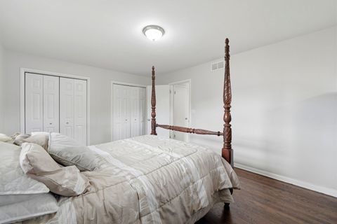 Tiny photo for 389 Michael John Drive, Park Ridge, IL 60068 (MLS # 12589889)