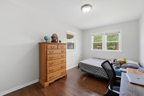 Tiny photo for 389 Michael John Drive, Park Ridge, IL 60068 (MLS # 12589889)