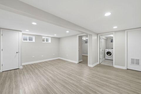 Tiny photo for 389 Michael John Drive, Park Ridge, IL 60068 (MLS # 12589889)