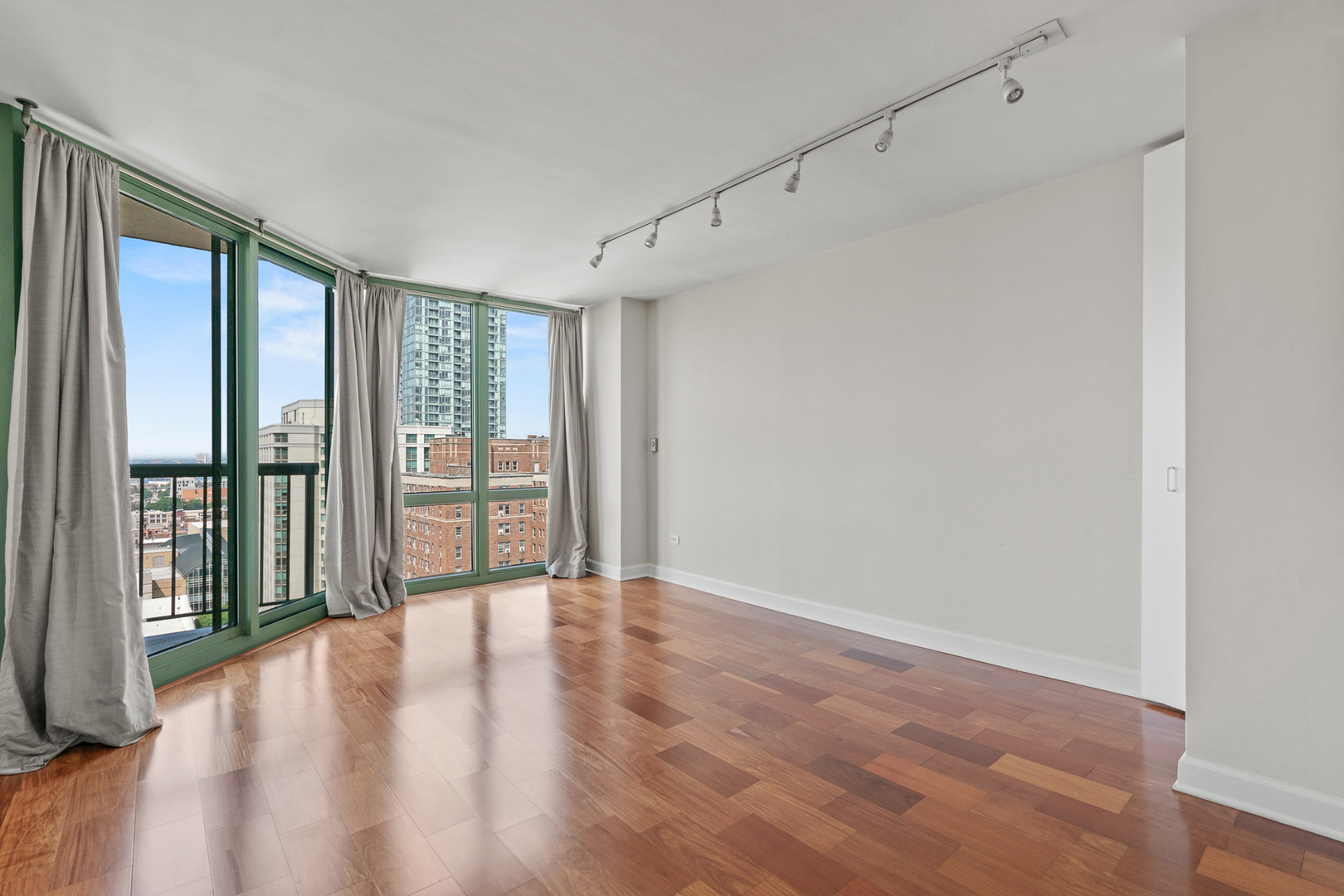 111 W Maple Street 1409