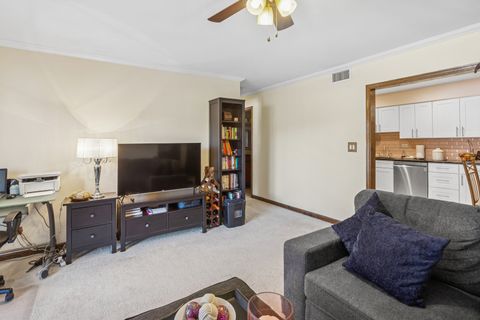 Tiny photo for 112 Mullingar Court #1C, Schaumburg, IL 60193 (MLS # 12556804)