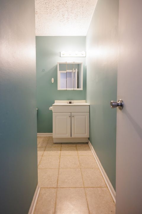 Tiny photo for 1119 S Curtis Avenue #F62, Kankakee, IL 60901 (MLS # 12633178)