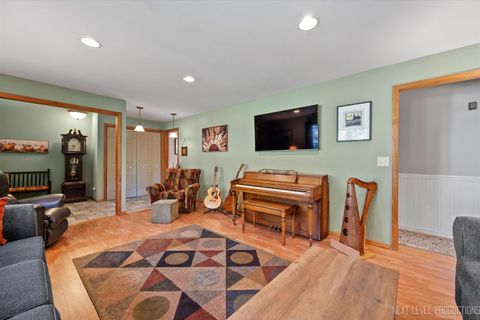 Tiny photo for 1367 Wauchope Drive, Elgin, IL 60123 (MLS # 12551816)