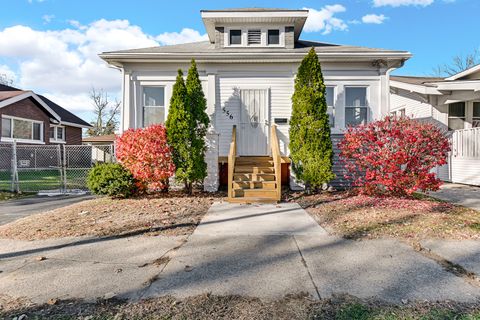 Photo of 556 S Forsythe Avenue, Calumet City, IL 60409 (MLS # 12519580)