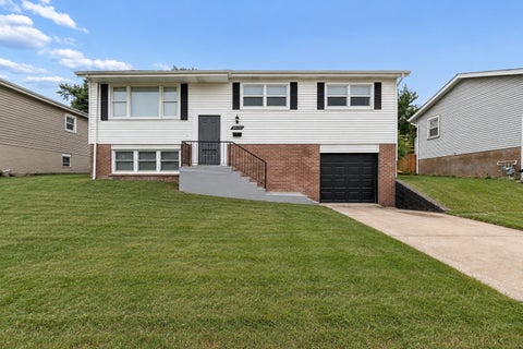 Photo of 8836 Oakwood Drive, Hickory Hills, IL 60457 (MLS # 12738333)