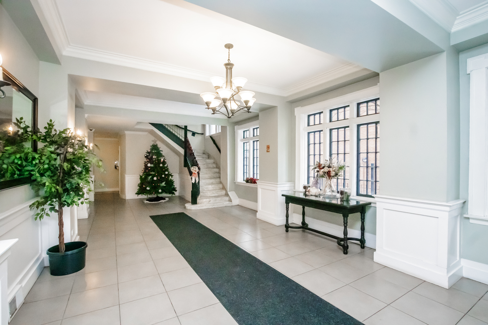 4144 N Sheridan Road 409