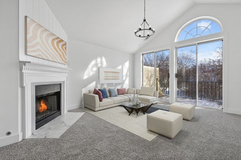 Tiny photo for 403 Cromwell Circle #2, Bartlett, IL 60103 (MLS # 12553472)