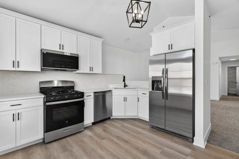 Tiny photo for 403 Cromwell Circle #2, Bartlett, IL 60103 (MLS # 12553472)