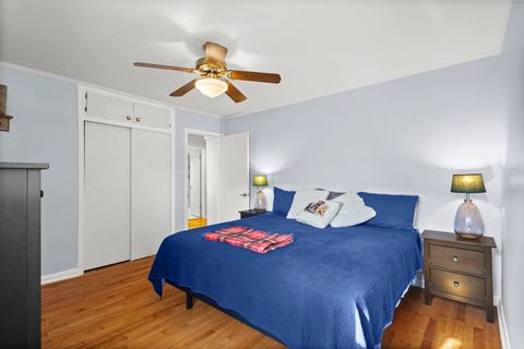 Tiny photo for 10942 S Keeler Avenue, Oak Lawn, IL 60453 (MLS # 12510620)