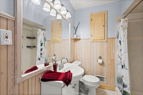 Tiny photo for 10942 S Keeler Avenue, Oak Lawn, IL 60453 (MLS # 12510620)