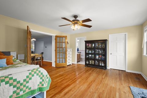 Tiny photo for 10942 S Keeler Avenue, Oak Lawn, IL 60453 (MLS # 12510620)