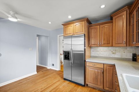 Tiny photo for 10942 S Keeler Avenue, Oak Lawn, IL 60453 (MLS # 12510620)