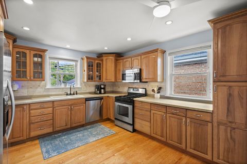 Tiny photo for 10942 S Keeler Avenue, Oak Lawn, IL 60453 (MLS # 12510620)