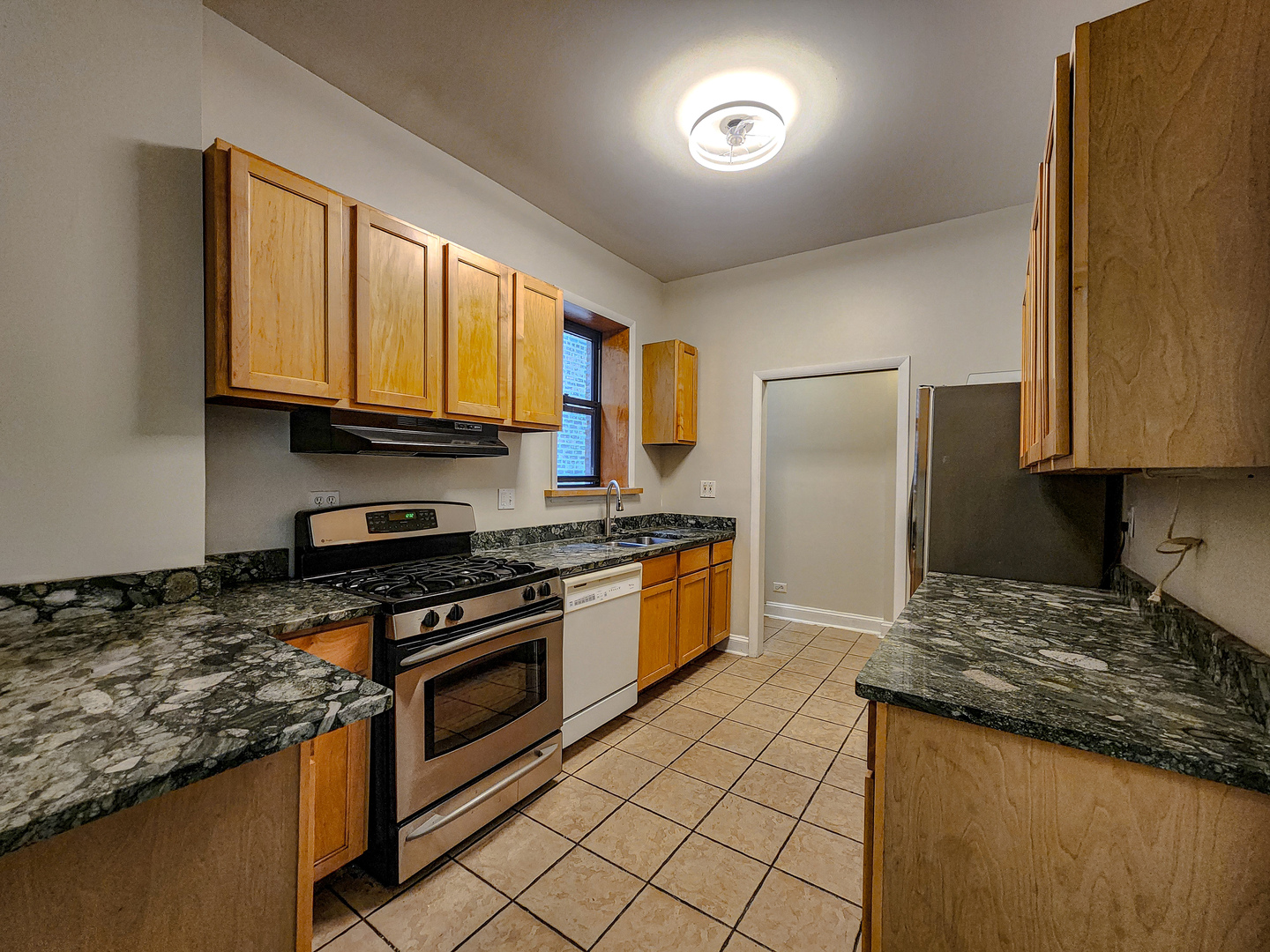 4330 N Sheridan Road 2