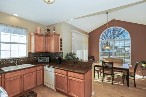 Tiny photo for 895 Eineke Boulevard, Algonquin, IL 60102 (MLS # 12544003)