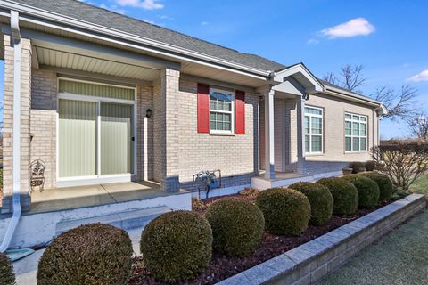 Tiny photo for 895 Eineke Boulevard, Algonquin, IL 60102 (MLS # 12544003)