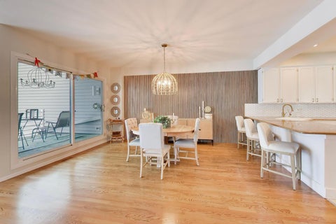 Tiny photo for 26443 N Ridge Court, Mundelein, IL 60060 (MLS # 12758481)