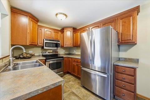Tiny photo for 1350 Rock Run Drive #27, Crest Hill, IL 60403 (MLS # 12758226)