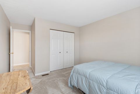 Tiny photo for 1795 Newport Court, Gurnee, IL 60031 (MLS # 12516077)