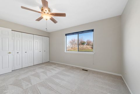 Tiny photo for 1795 Newport Court, Gurnee, IL 60031 (MLS # 12516077)