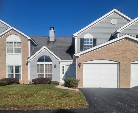 Photo of 1795 Newport Court, Gurnee, IL 60031 (MLS # 12516077)