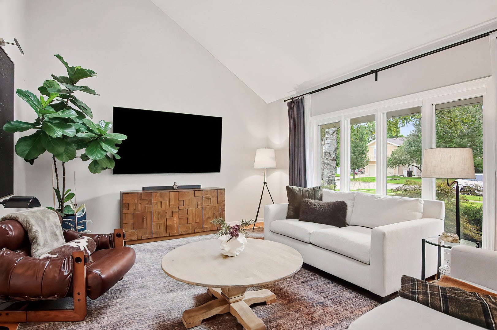658 Monterey Drive